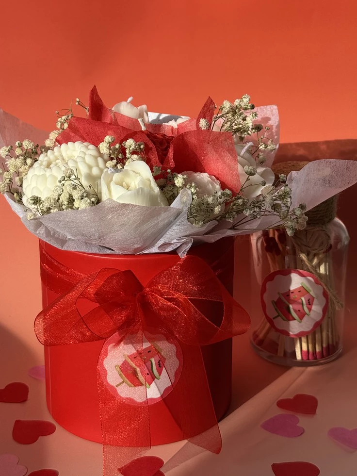 Khersonian Crafts Scented Flower Box Bouquet Candle Soy Wax Bees Wax Handmade Red White Gift Ideas - Image 3